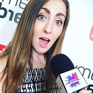 Meet your Posher, Laurel